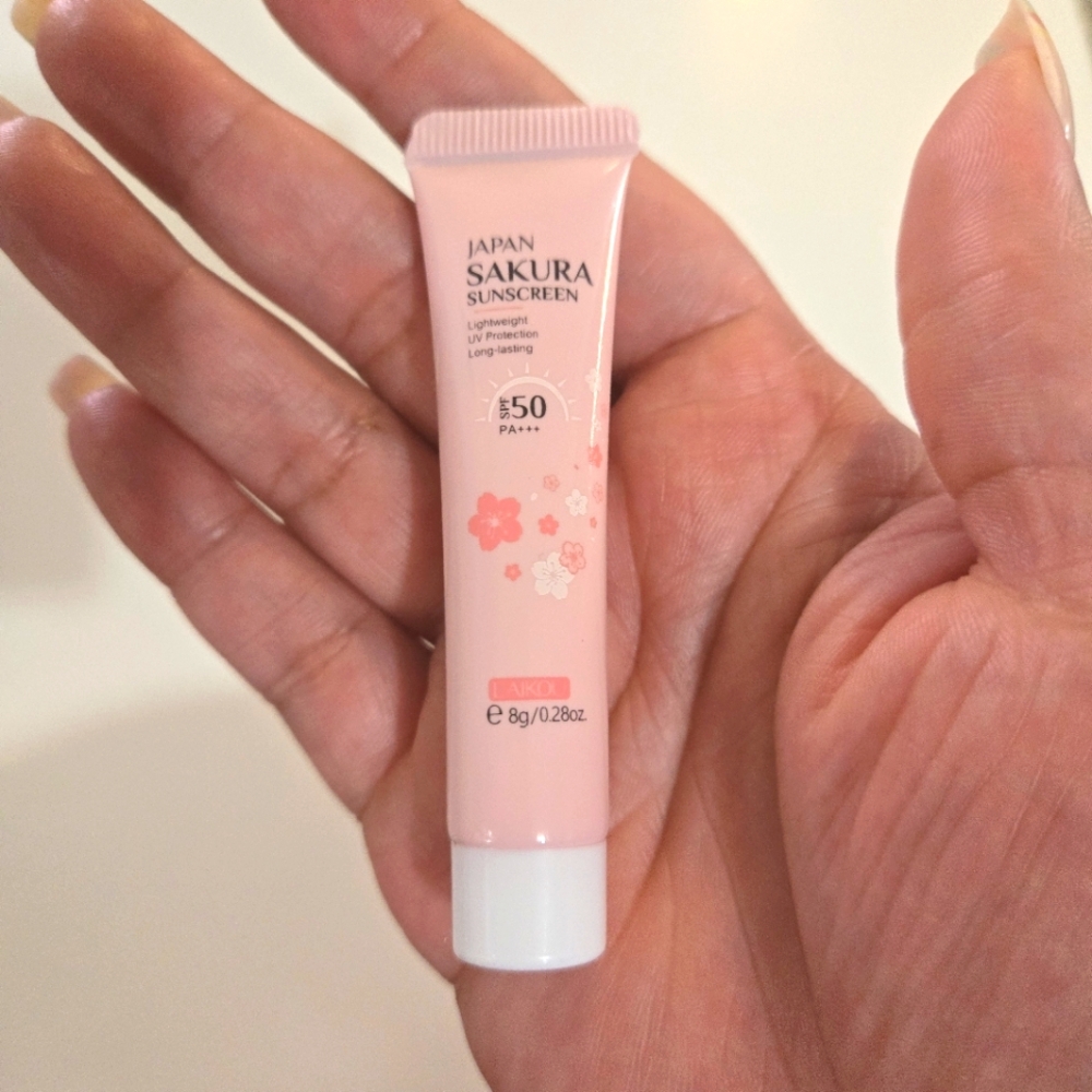 🍒🍒 (BUNDLE ONLY) Japan Sakura Sunscreen